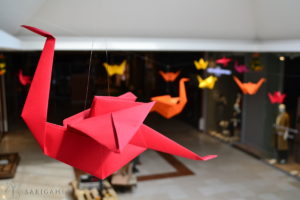 Oiseau géant origami - décoration galerie marchande