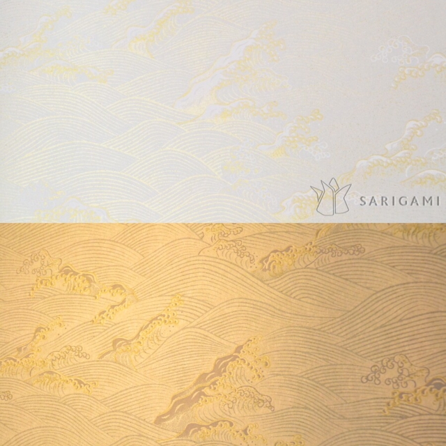 Lampe design en papier japonais - Vagues et écume nacrées et dorées sur fond blanc