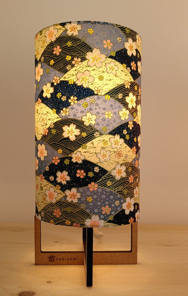 Lampe en papier japonais - fabriqué à Paris